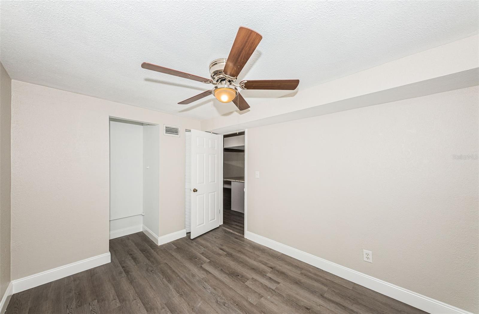 Image 26 of 30 For 705 3rd Avenue Ne C