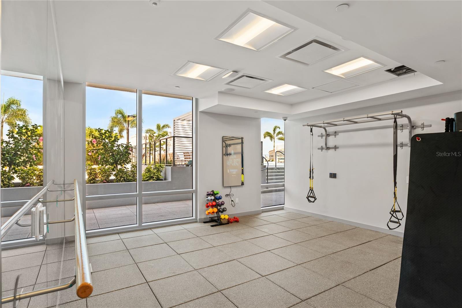 Image 33 of 37 For 400 Central Avenue 3107