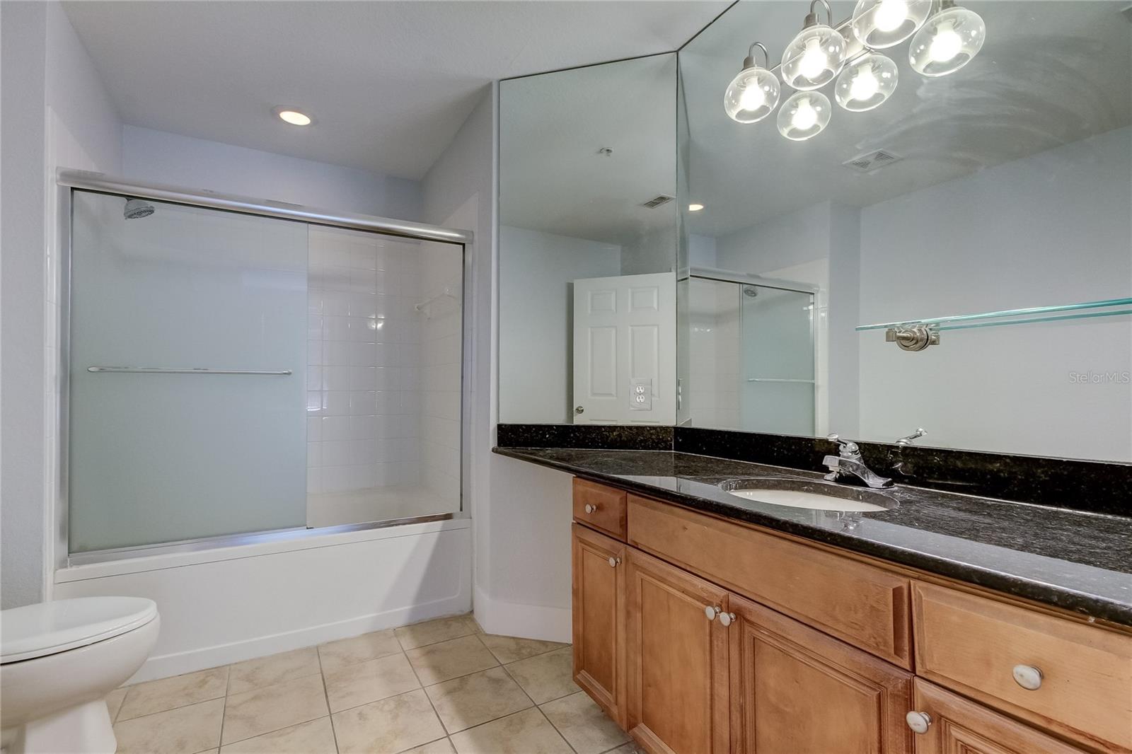 Image 15 of 45 For 700 Harbour Island Boulevard 309