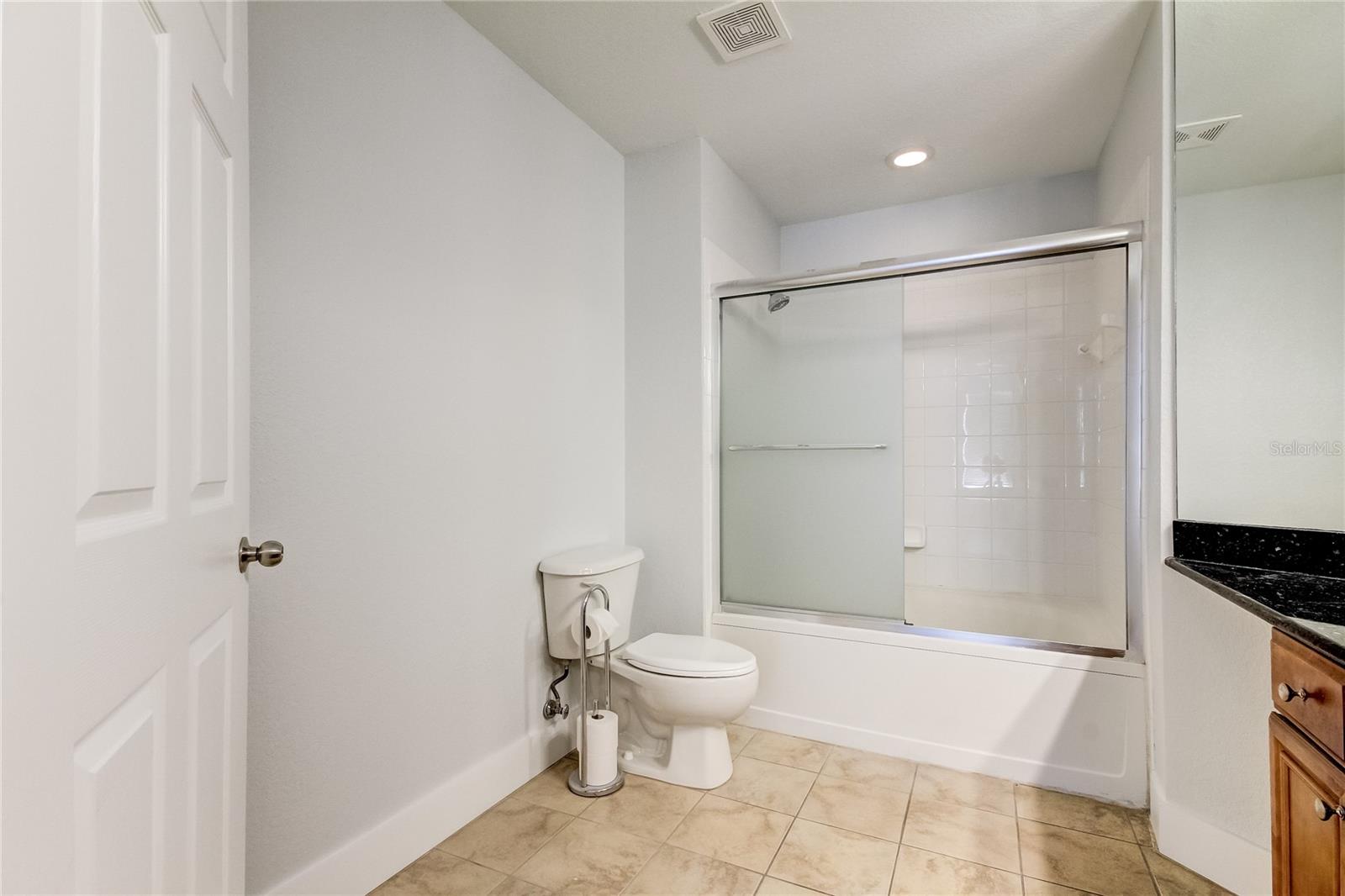 Image 16 of 45 For 700 Harbour Island Boulevard 309