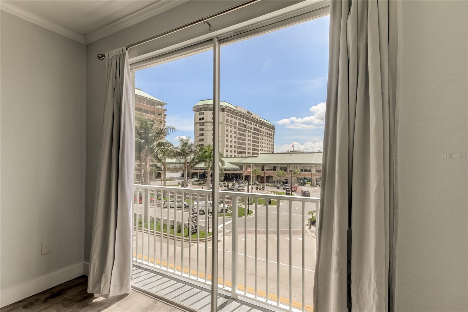 Image 24 of 45 For 700 Harbour Island Boulevard 309