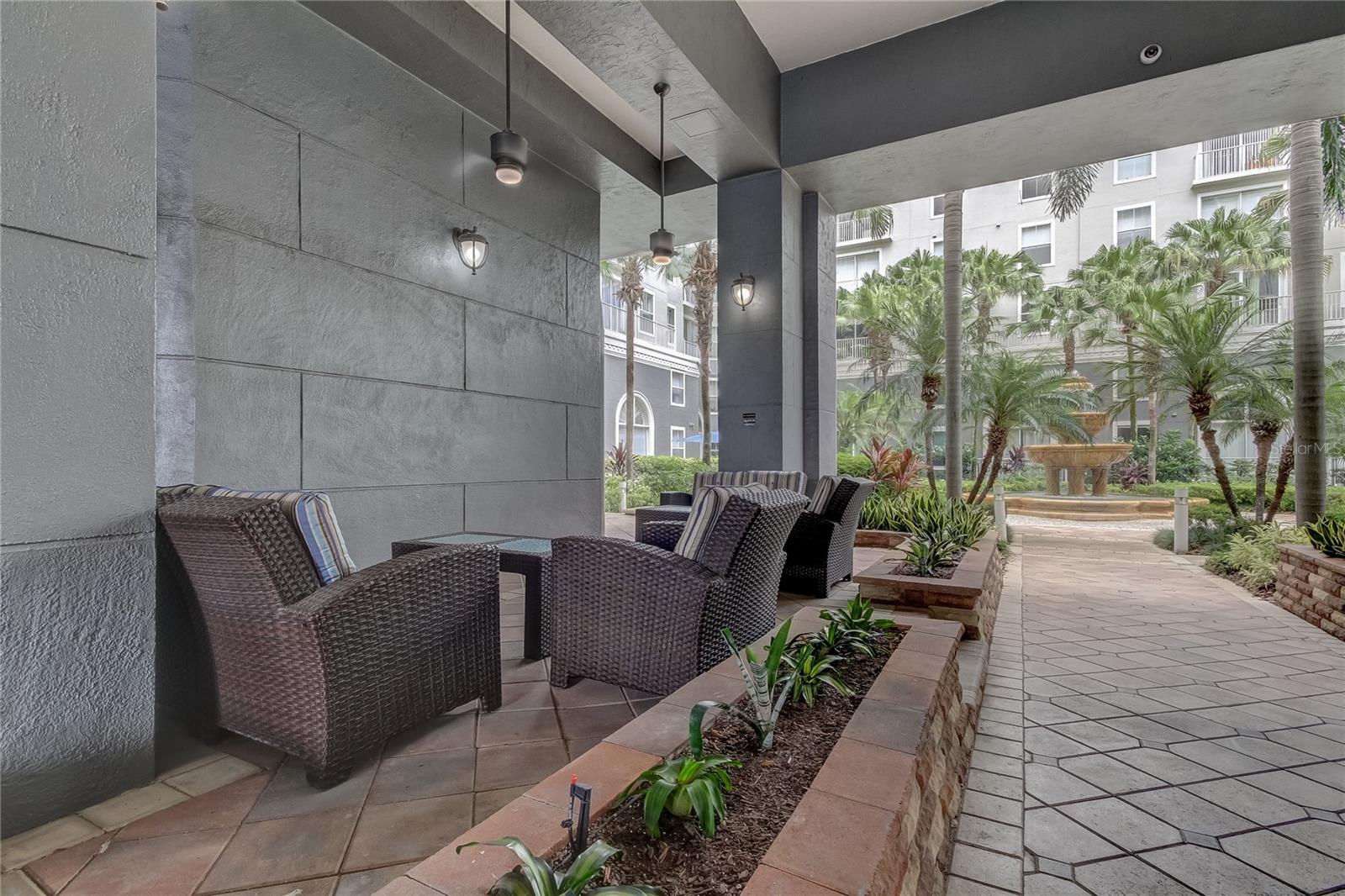 Image 39 of 45 For 700 Harbour Island Boulevard 309