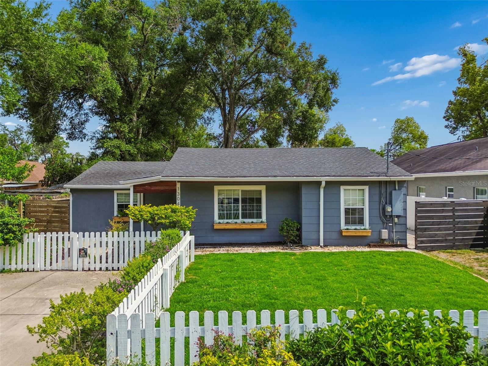 Details for 1304 Knollwood Street, TAMPA, FL 33604