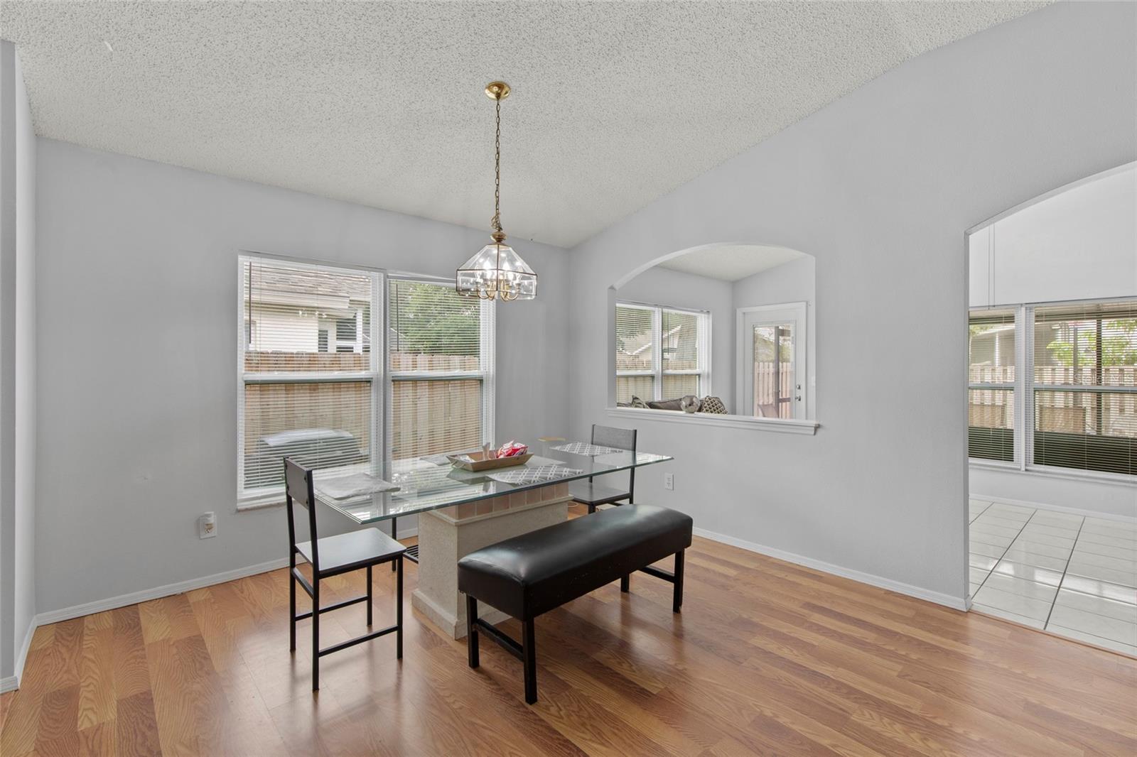 Image 28 of 72 For 6808 Yardley Oaks Court
