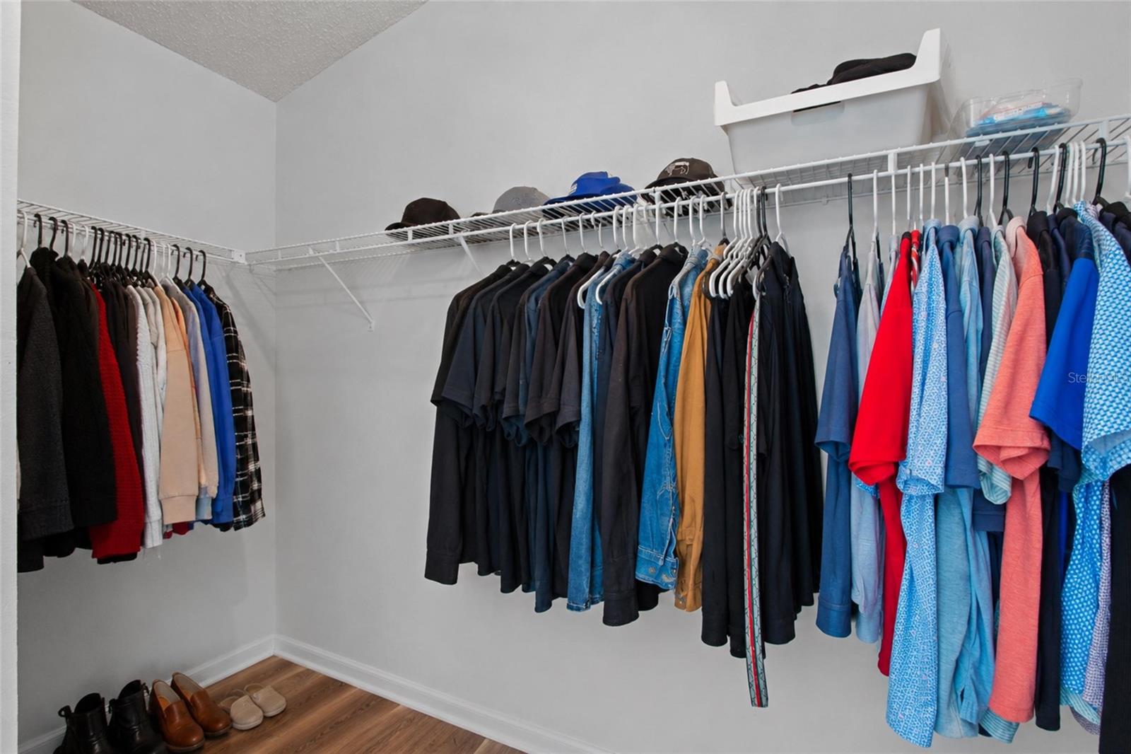 Image 40 of 72 For 6808 Yardley Oaks Court