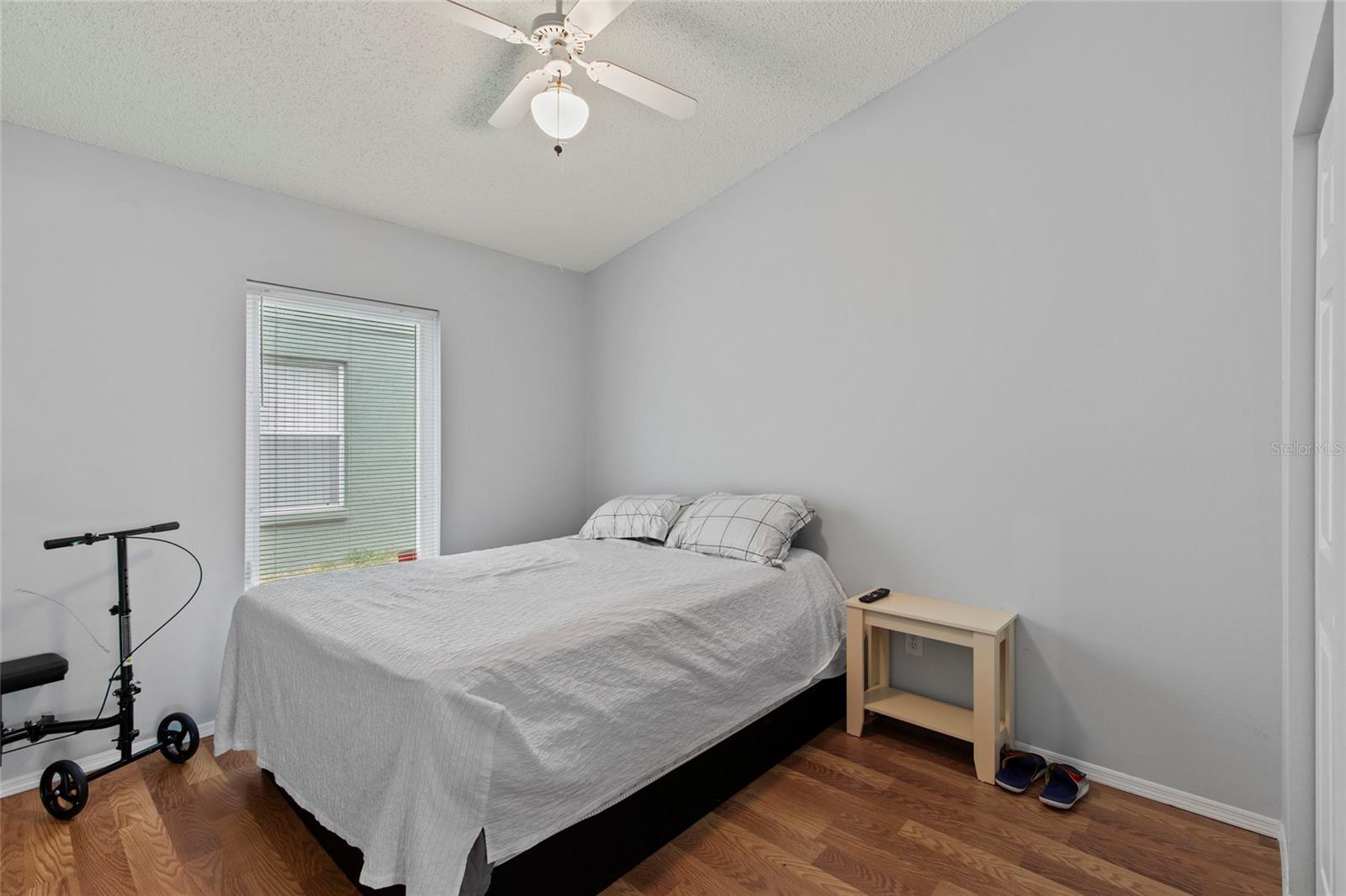Image 44 of 72 For 6808 Yardley Oaks Court