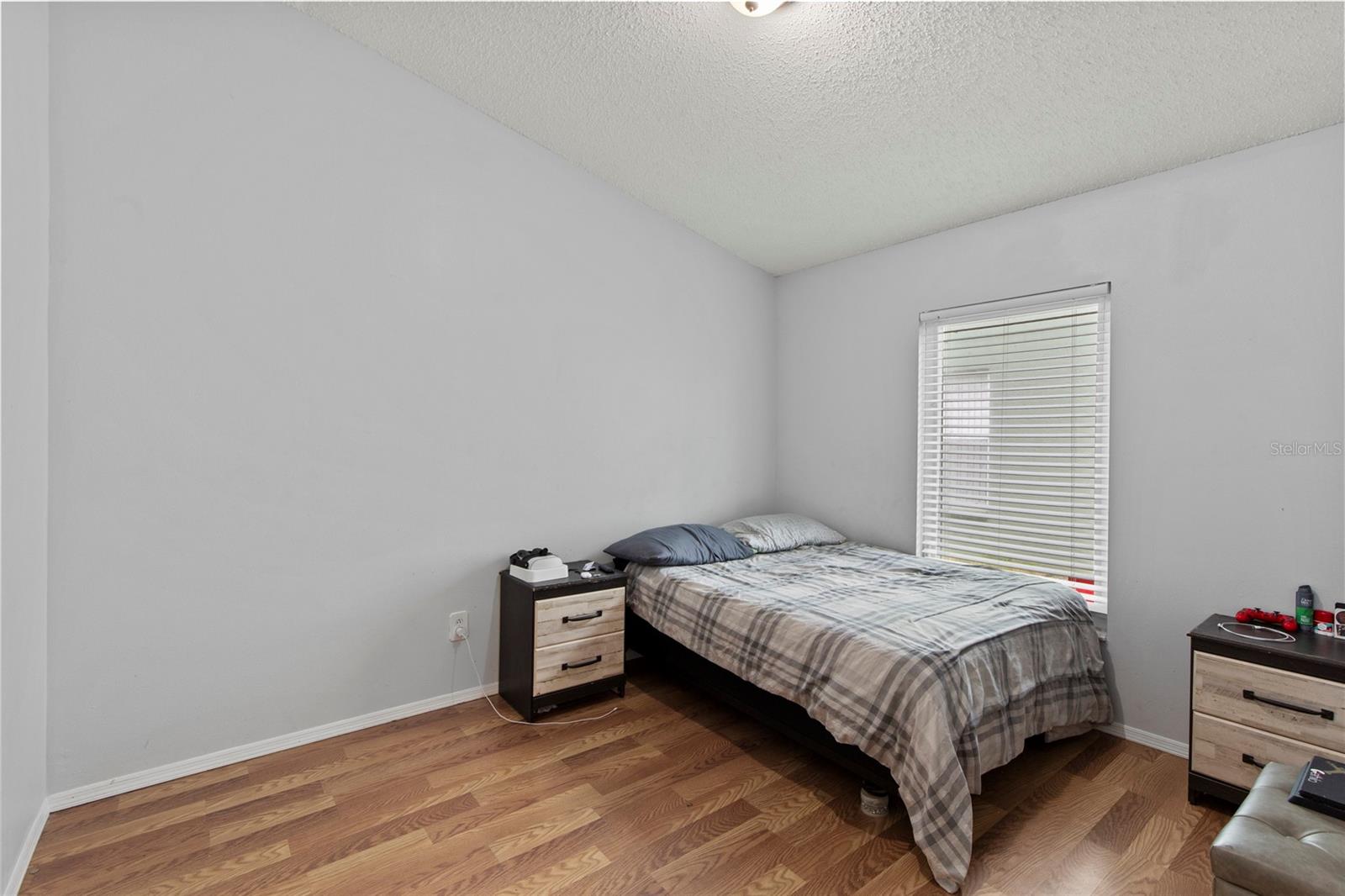 Image 46 of 72 For 6808 Yardley Oaks Court