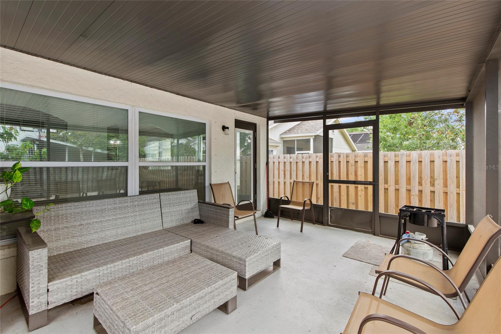 Image 50 of 72 For 6808 Yardley Oaks Court