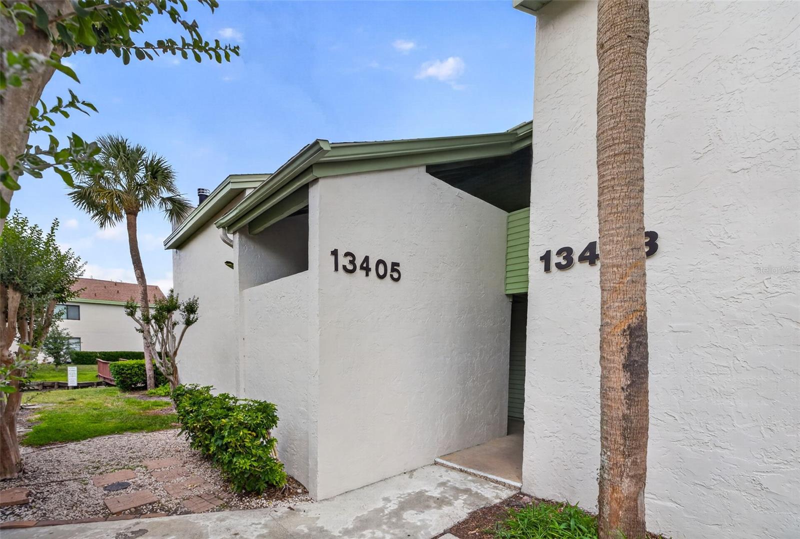 Image 6 of 39 For 13405 Pine Lake Way 203