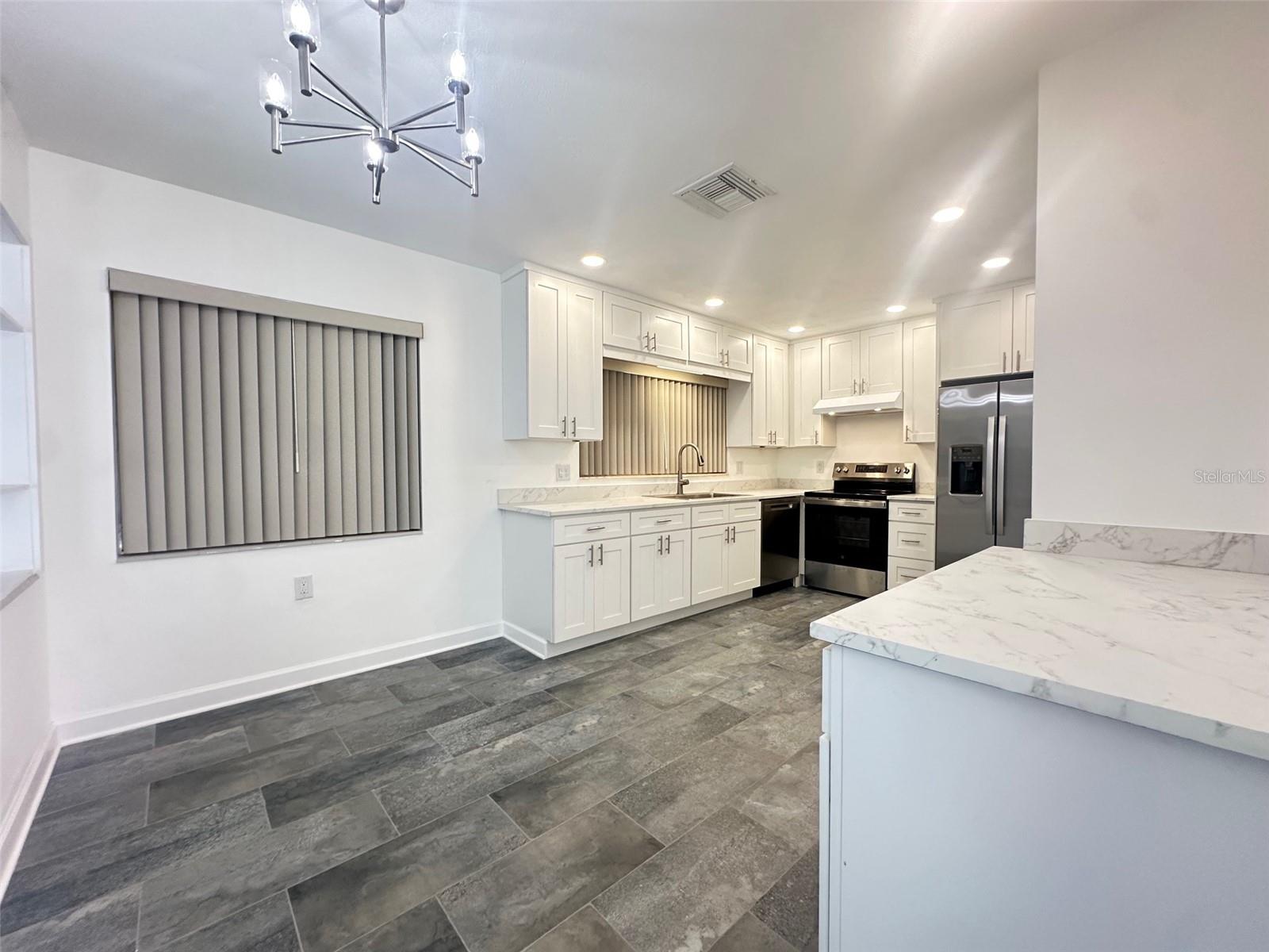 Image 11 of 30 For 10 158th Avenue