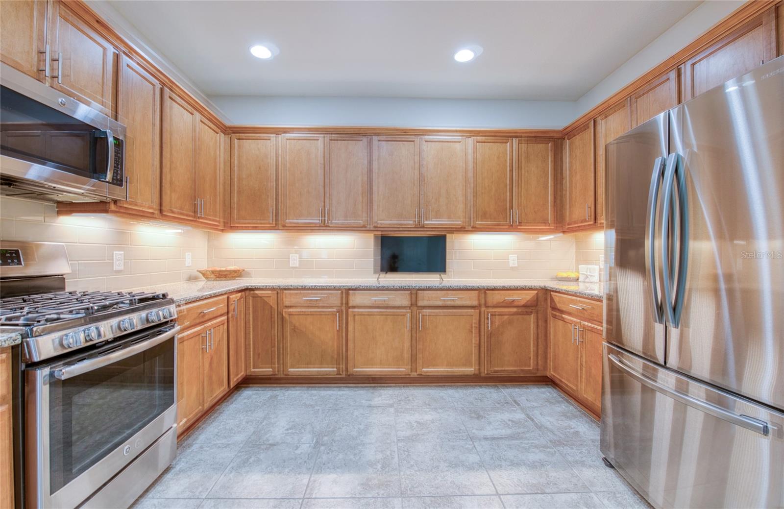 Image 11 of 60 For 8099 Pine Crest Street