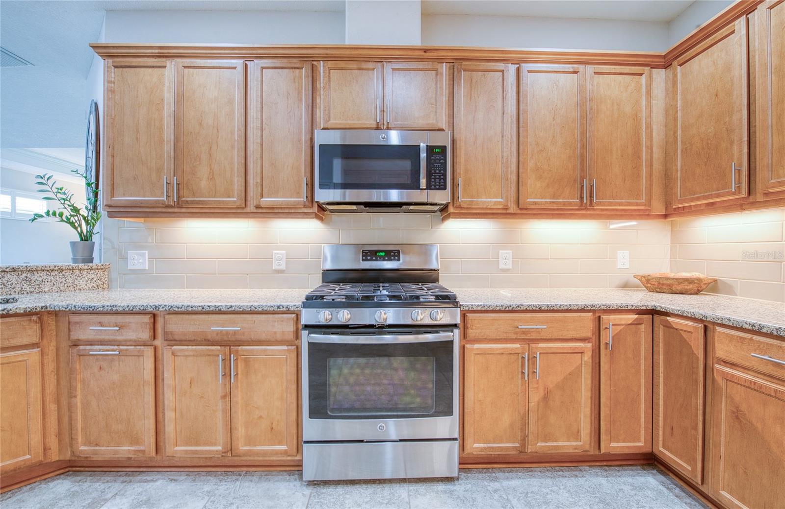 Image 12 of 60 For 8099 Pine Crest Street