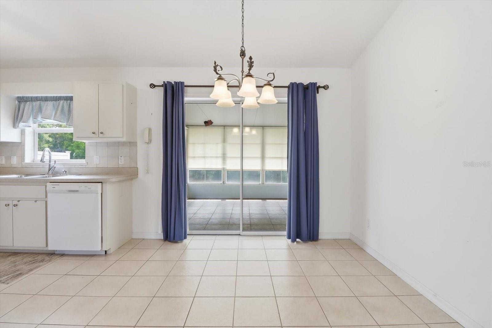 Image 10 of 38 For 1322 Brookfield Drive