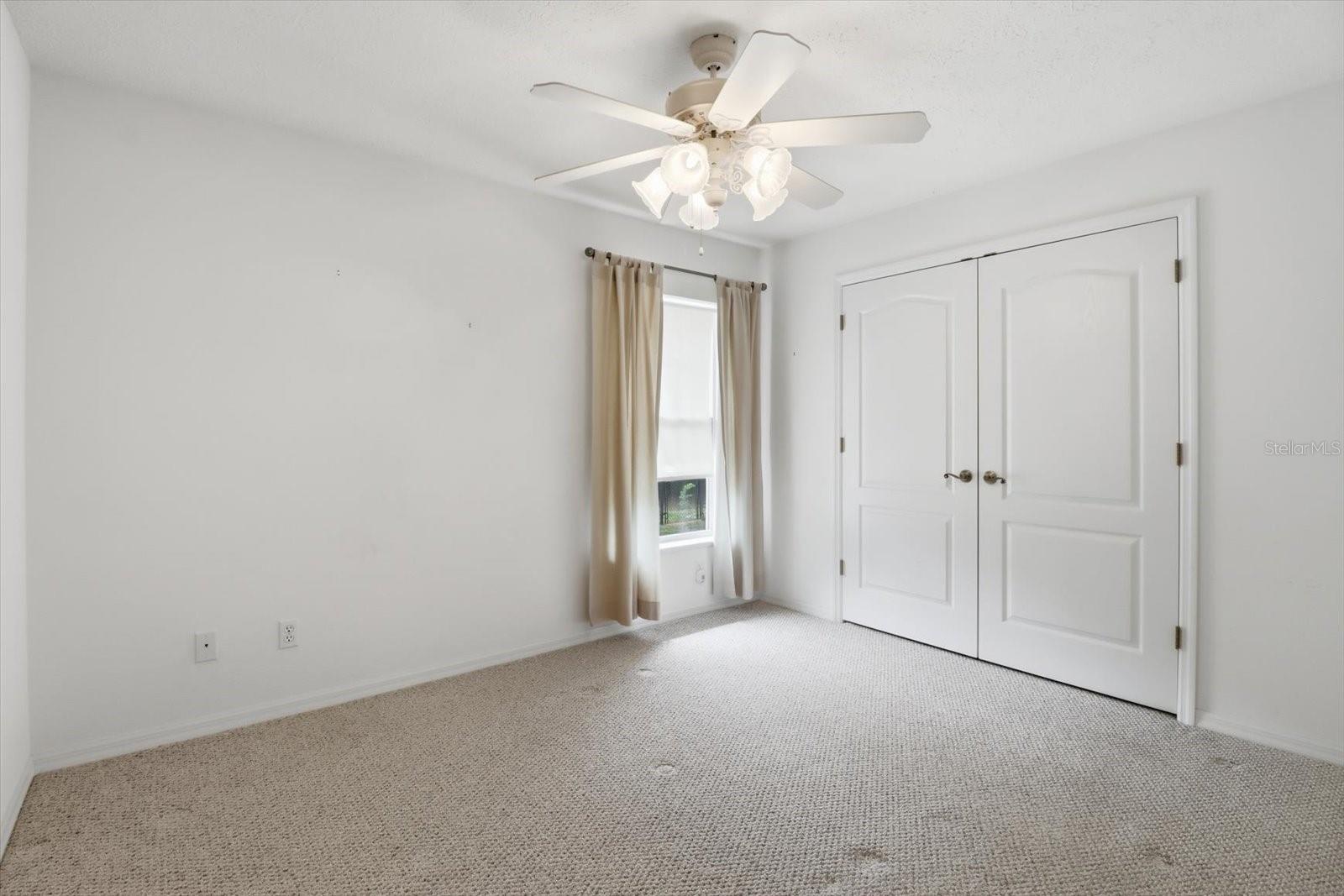 Image 21 of 38 For 1322 Brookfield Drive