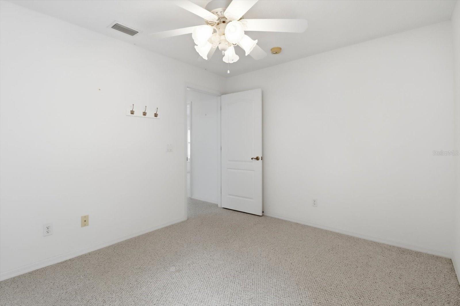 Image 22 of 38 For 1322 Brookfield Drive