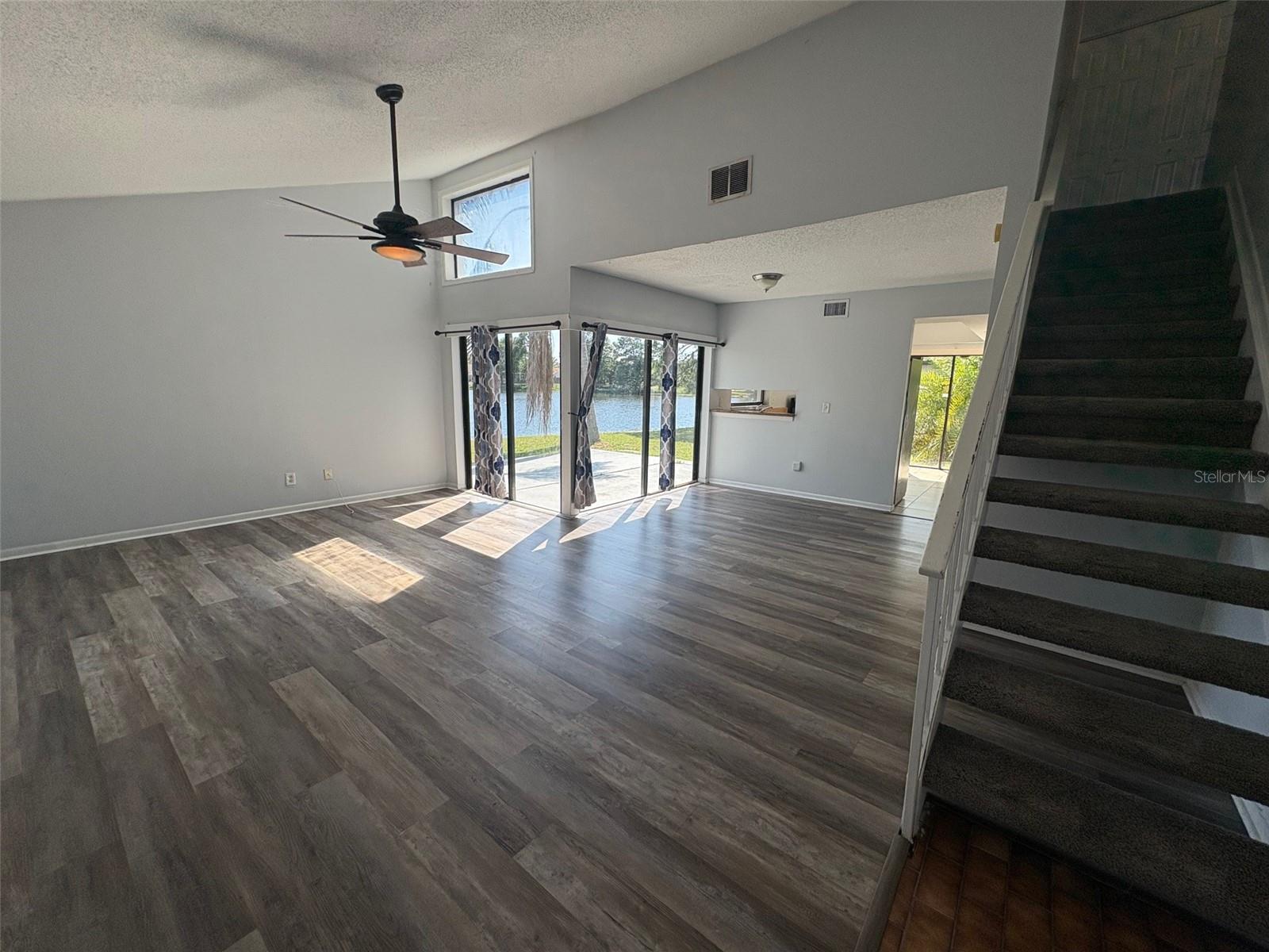 Image 10 of 19 For 5112 Bonnedale Court