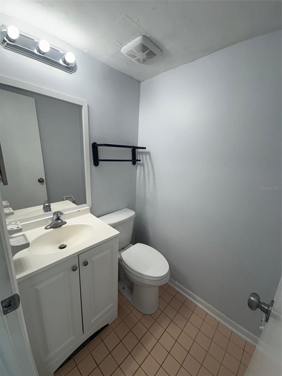 Image 18 of 19 For 5112 Bonnedale Court