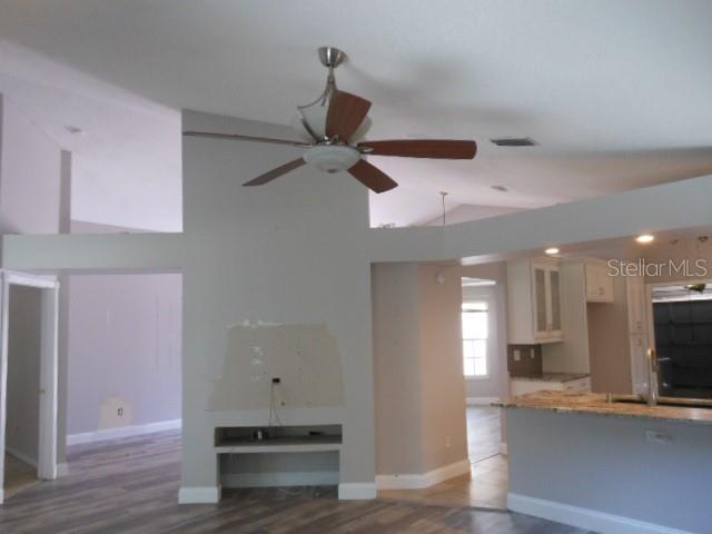 Image 12 of 24 For 4915 Westerly Drive