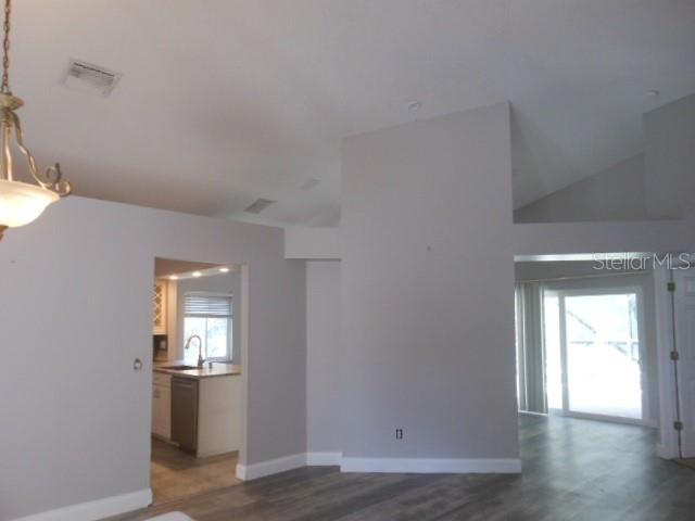 Image 3 of 24 For 4915 Westerly Drive