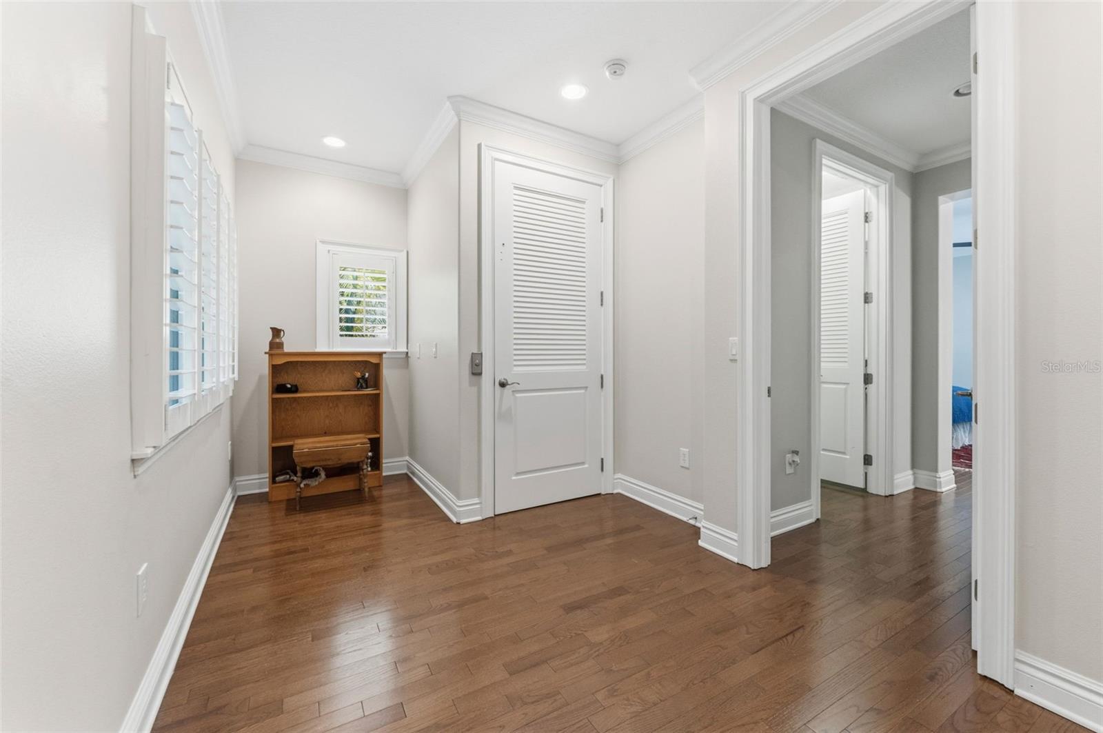 Image 17 of 36 For 3817 Dale Avenue 4