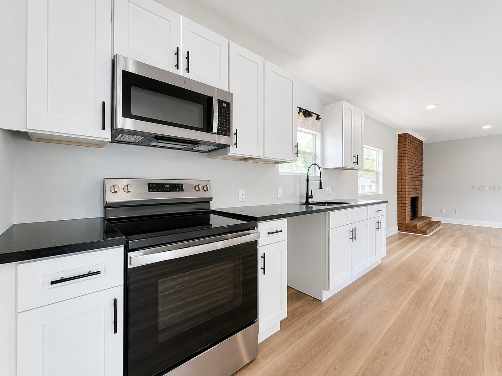 Image 10 of 55 For 6705 Elizabeth Street
