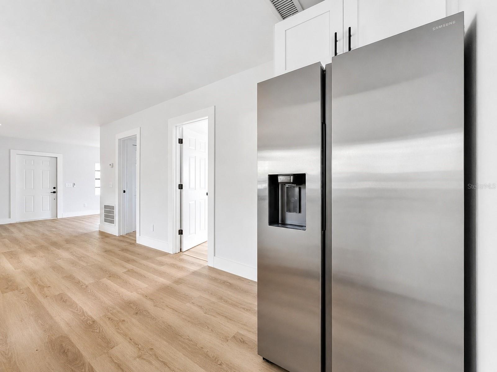 Image 11 of 55 For 6705 Elizabeth Street