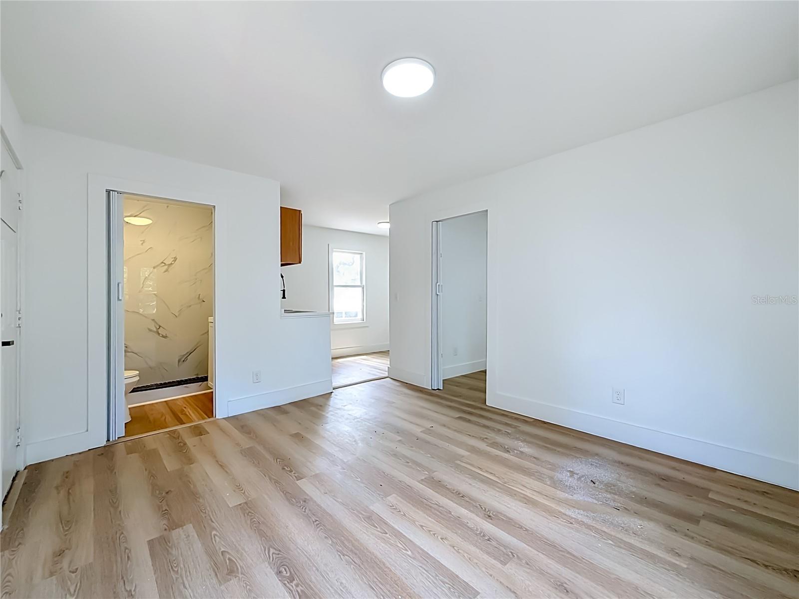 Image 42 of 55 For 6705 Elizabeth Street