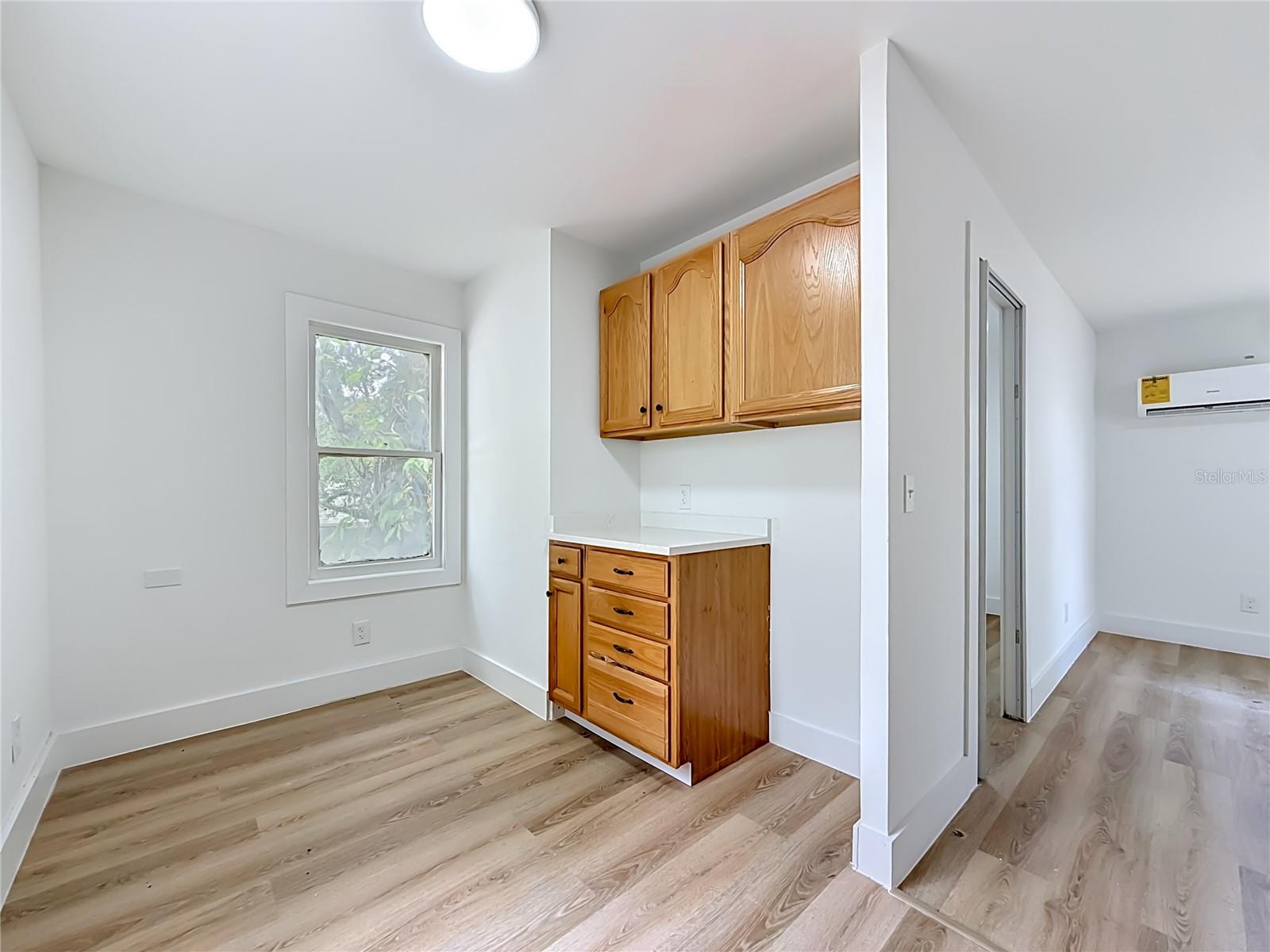Image 47 of 55 For 6705 Elizabeth Street