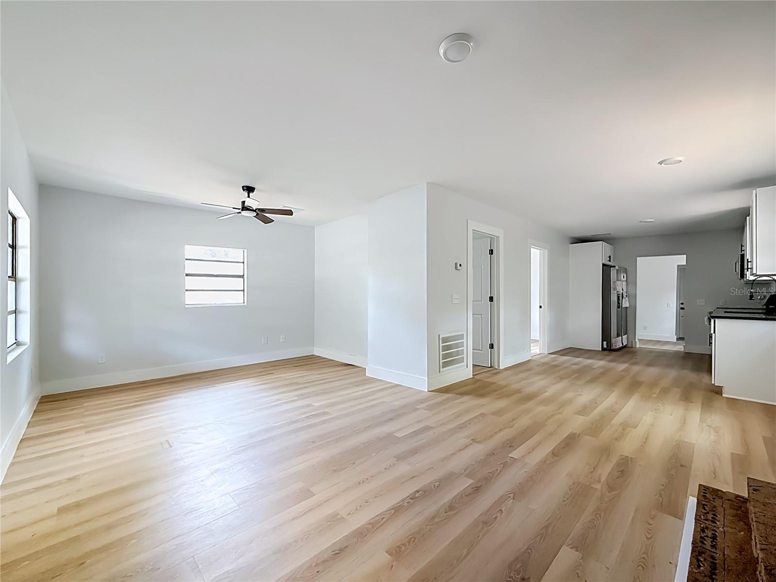 Image 5 of 55 For 6705 Elizabeth Street