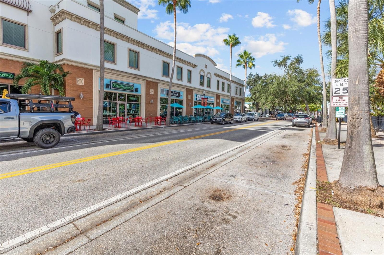 Image 10 of 46 For 515 2nd Street N