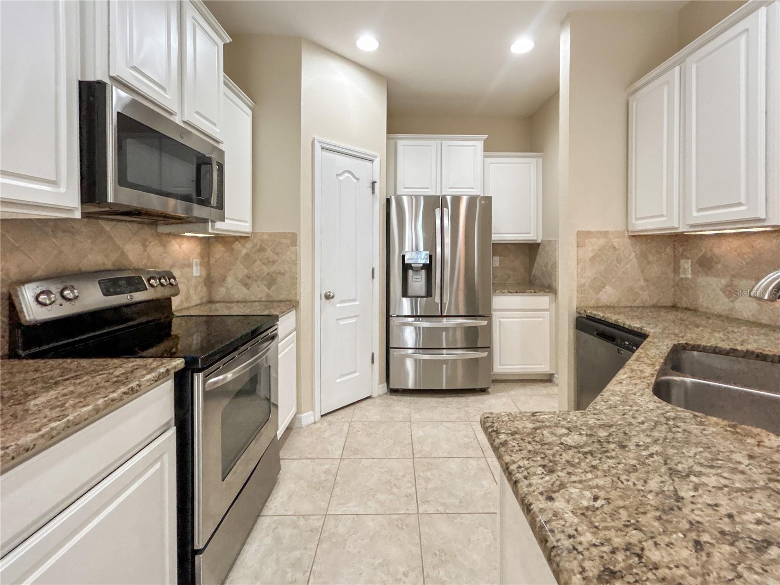 Image 10 of 31 For 16615 Kingletside Court