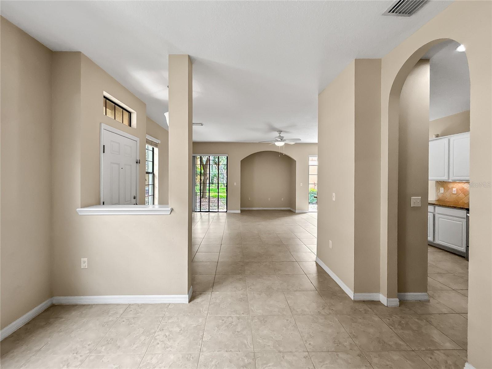 Image 17 of 31 For 16615 Kingletside Court