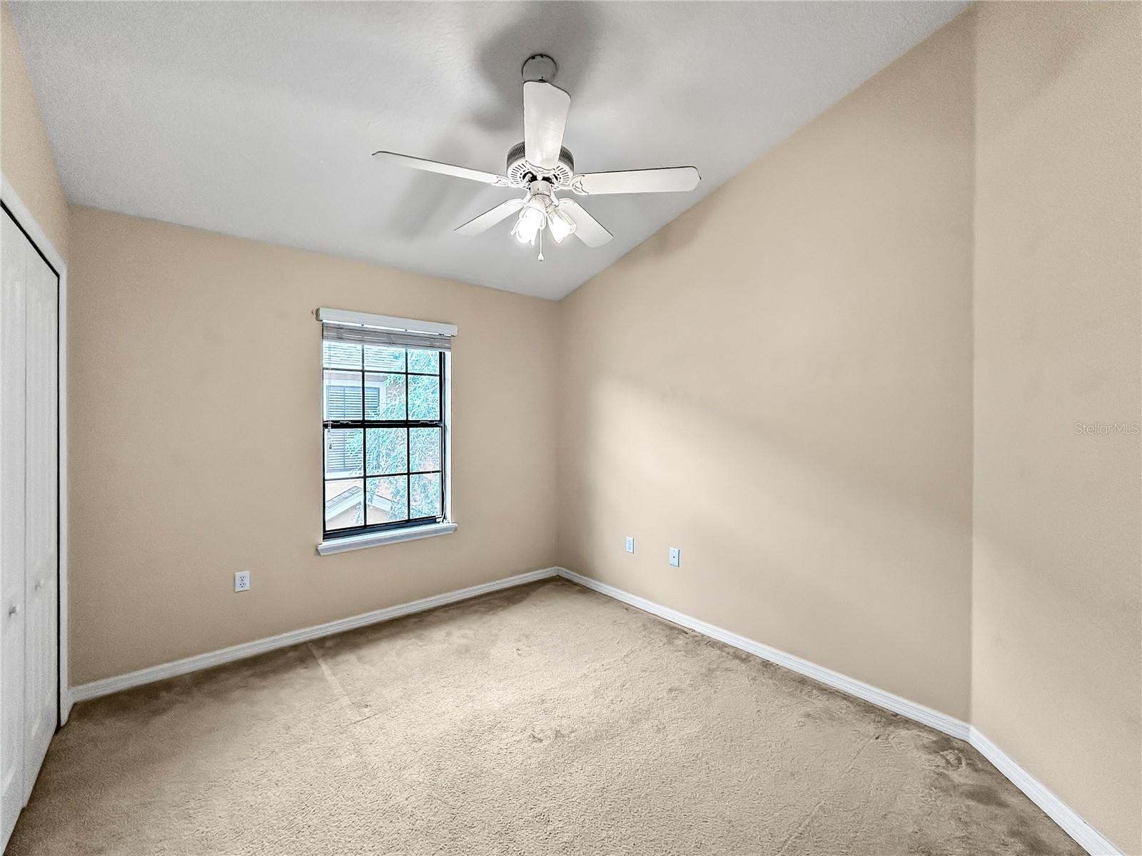 Image 23 of 31 For 16615 Kingletside Court
