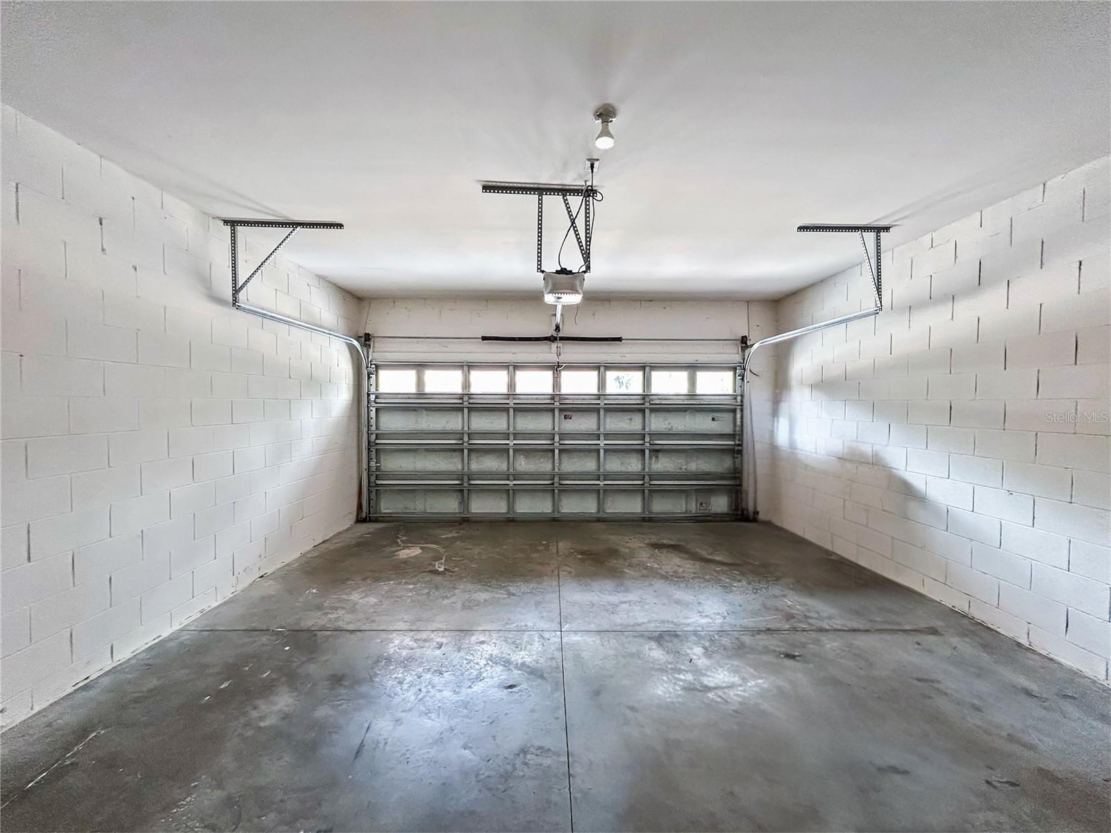 Image 29 of 31 For 16615 Kingletside Court