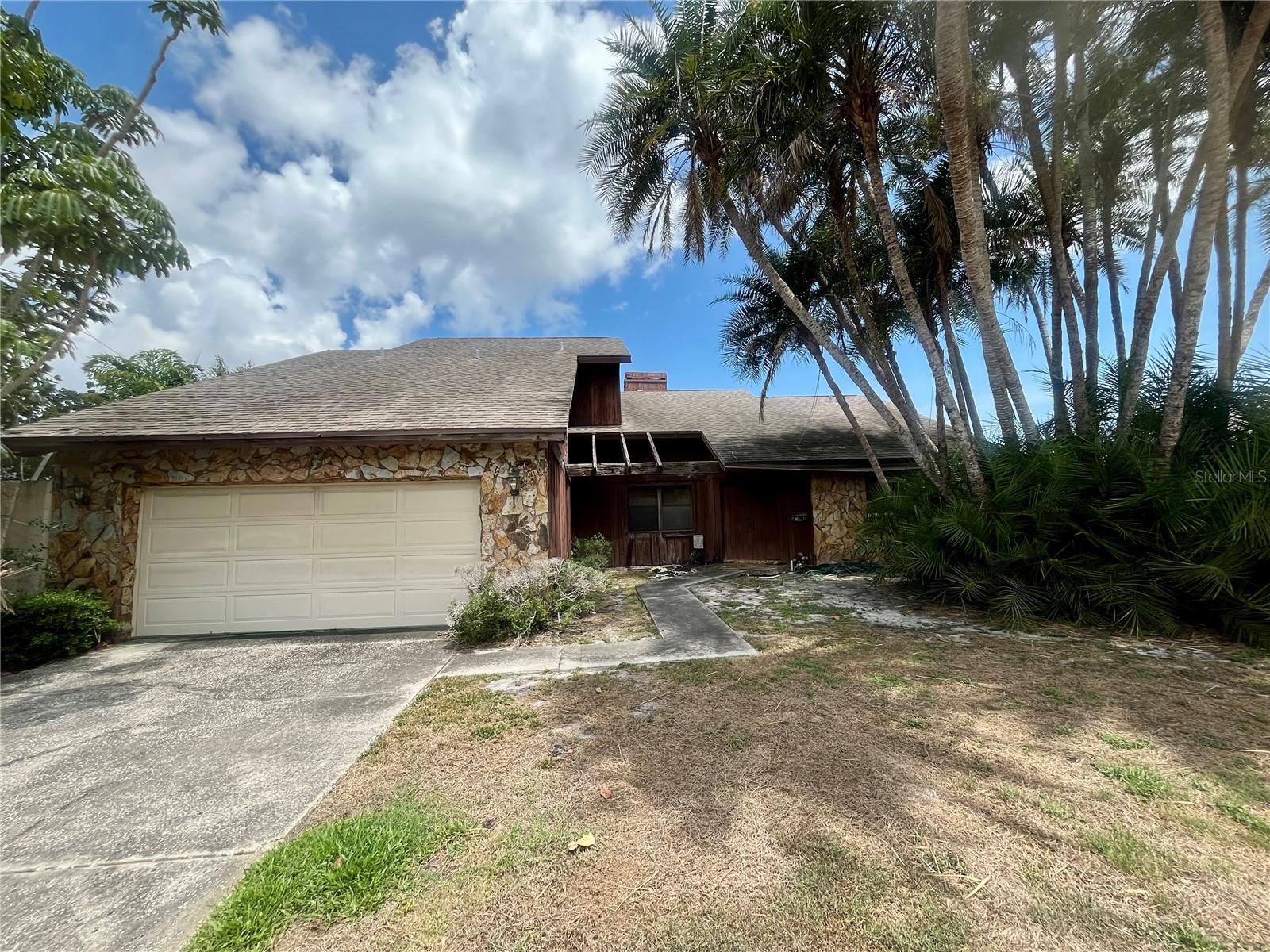 Listing Details for 1315 74th Circle Ne, ST PETERSBURG, FL 33702