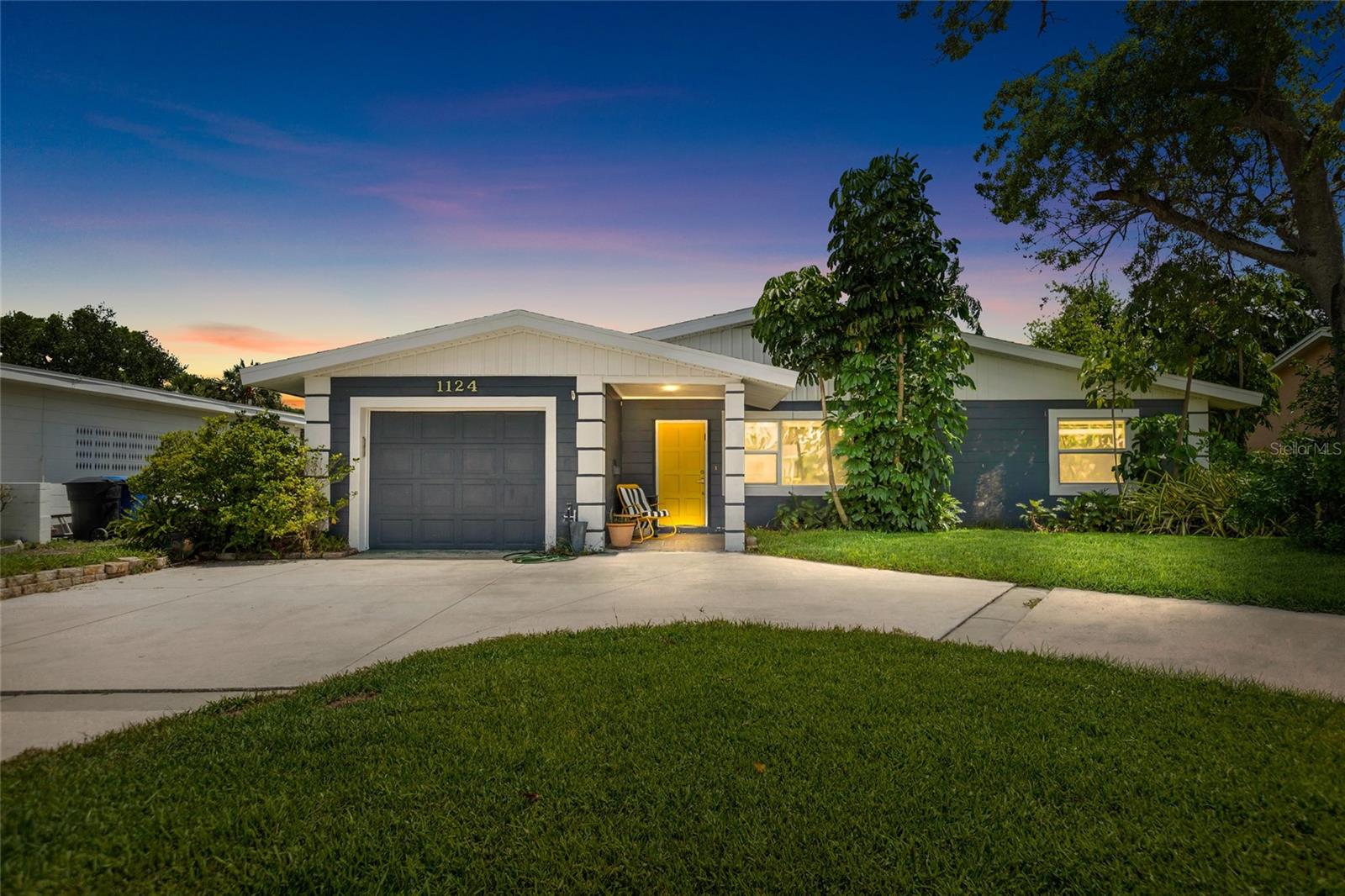Details for 1124 40th Avenue Ne, ST PETERSBURG, FL 33703