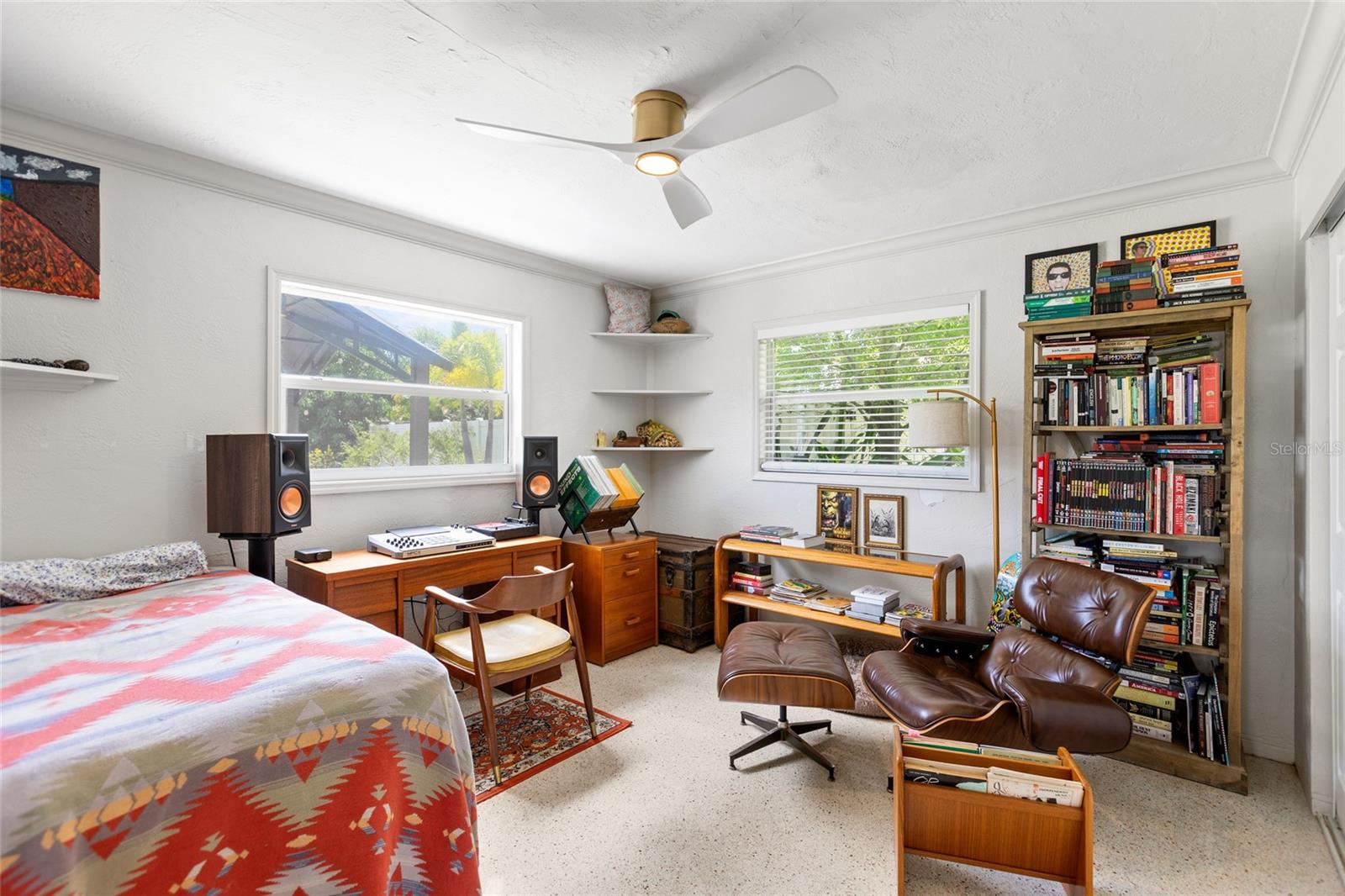 Image 29 of 51 For 1124 40th Avenue Ne