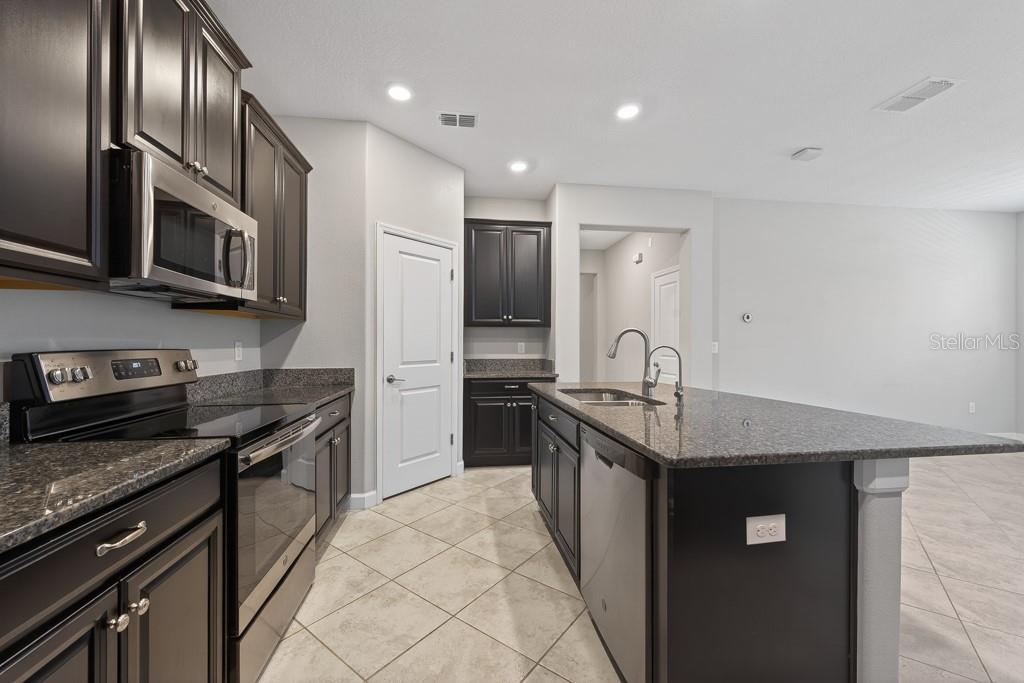Image 12 of 50 For 9832 Sage Creek Drive