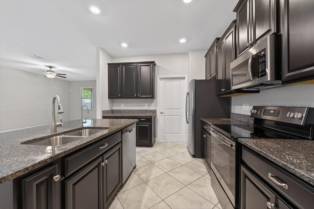 Image 13 of 50 For 9832 Sage Creek Drive