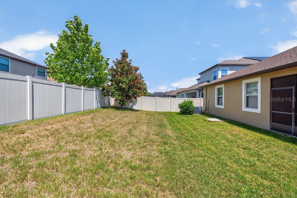 Image 33 of 50 For 9832 Sage Creek Drive