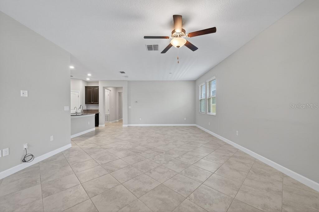 Image 7 of 50 For 9832 Sage Creek Drive
