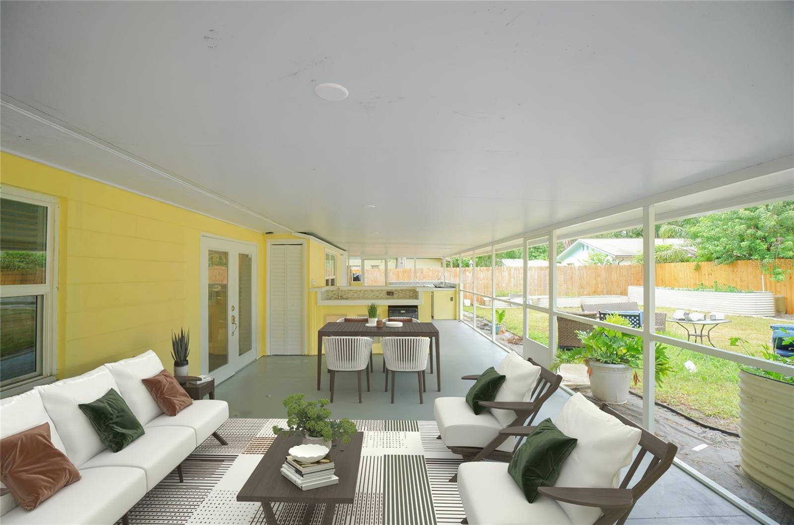Image 10 of 24 For 5301 Carrollwood Meadows Drive