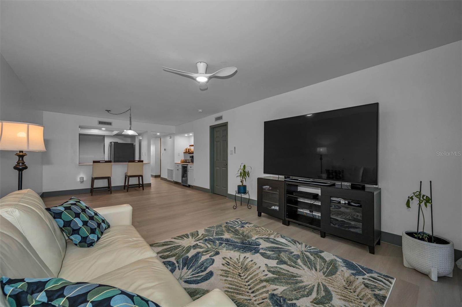 Image 10 of 50 For 5400 Park St. North  303