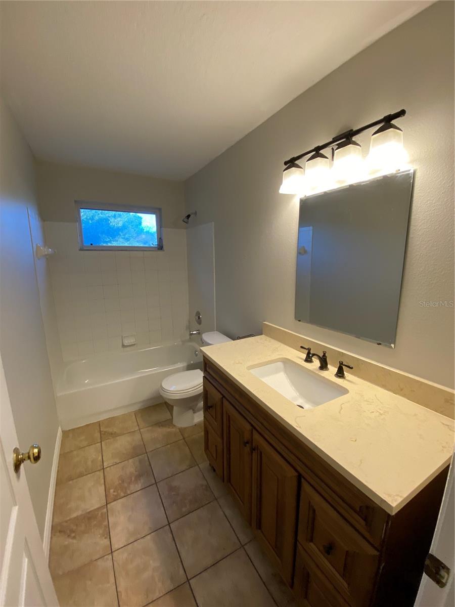 Image 11 of 21 For 1231 Brooke View Drive