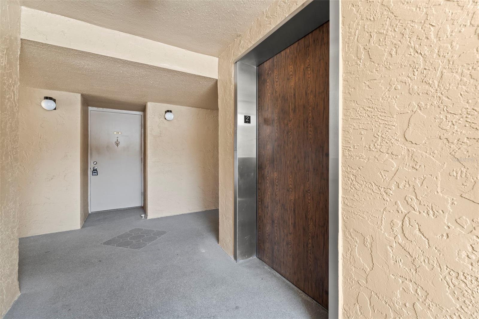 Image 23 of 36 For 2617 Cove Cay Drive 206