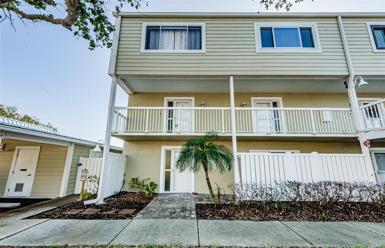 Details for 433 Paula Drive 17, DUNEDIN, FL 34698