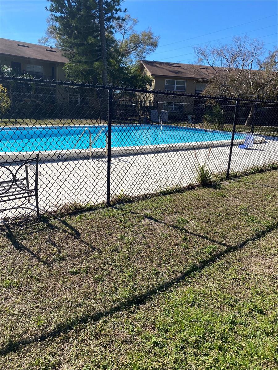 Image 4 of 6 For 2500 Harn Boulevard F5