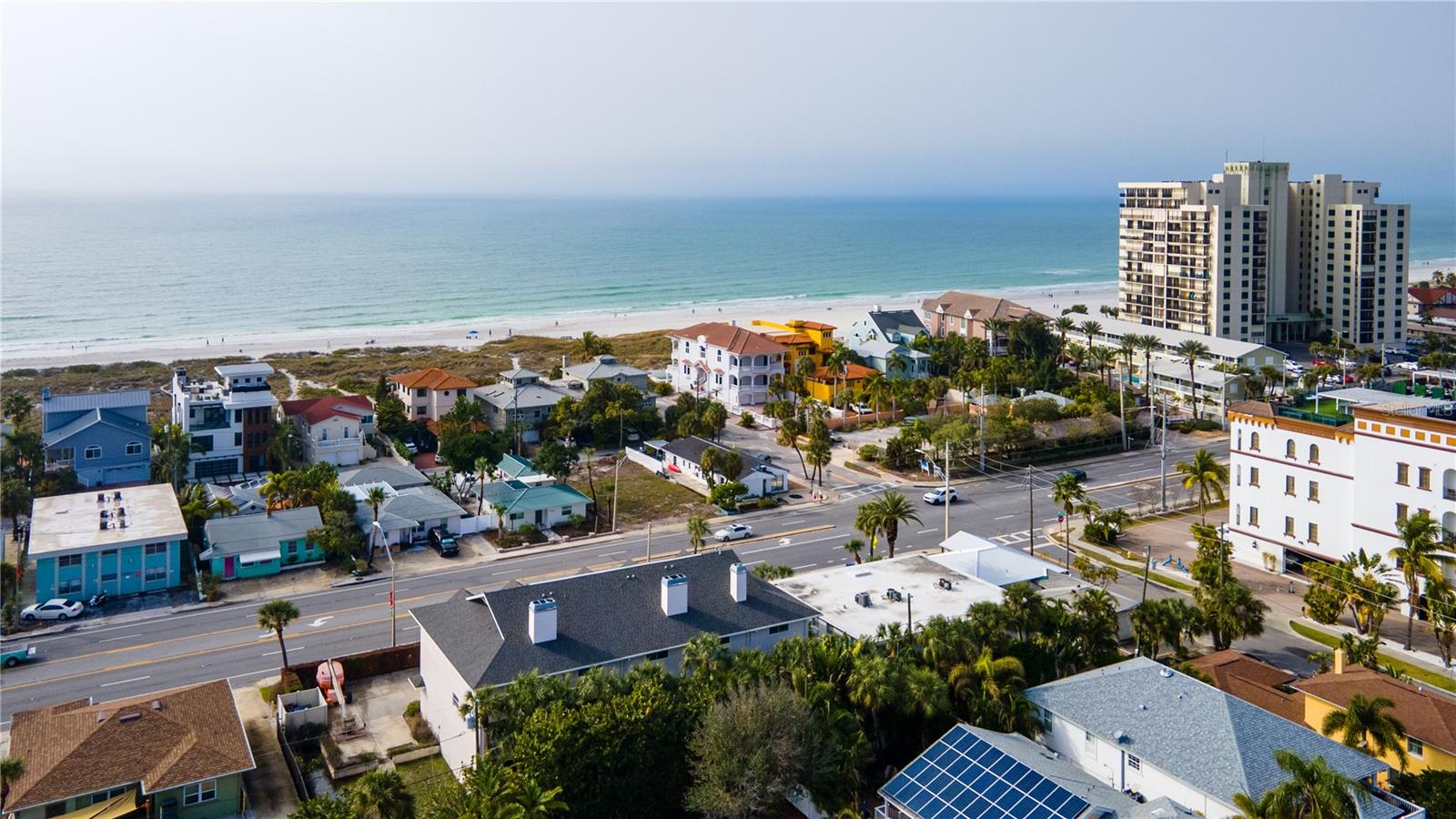 Image 5 of 12 For 3614 Gulf Boulevard
