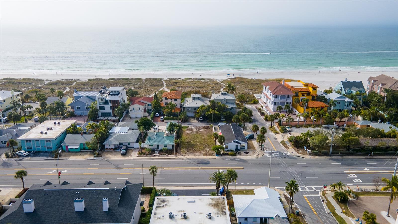 Image 6 of 12 For 3614 Gulf Boulevard