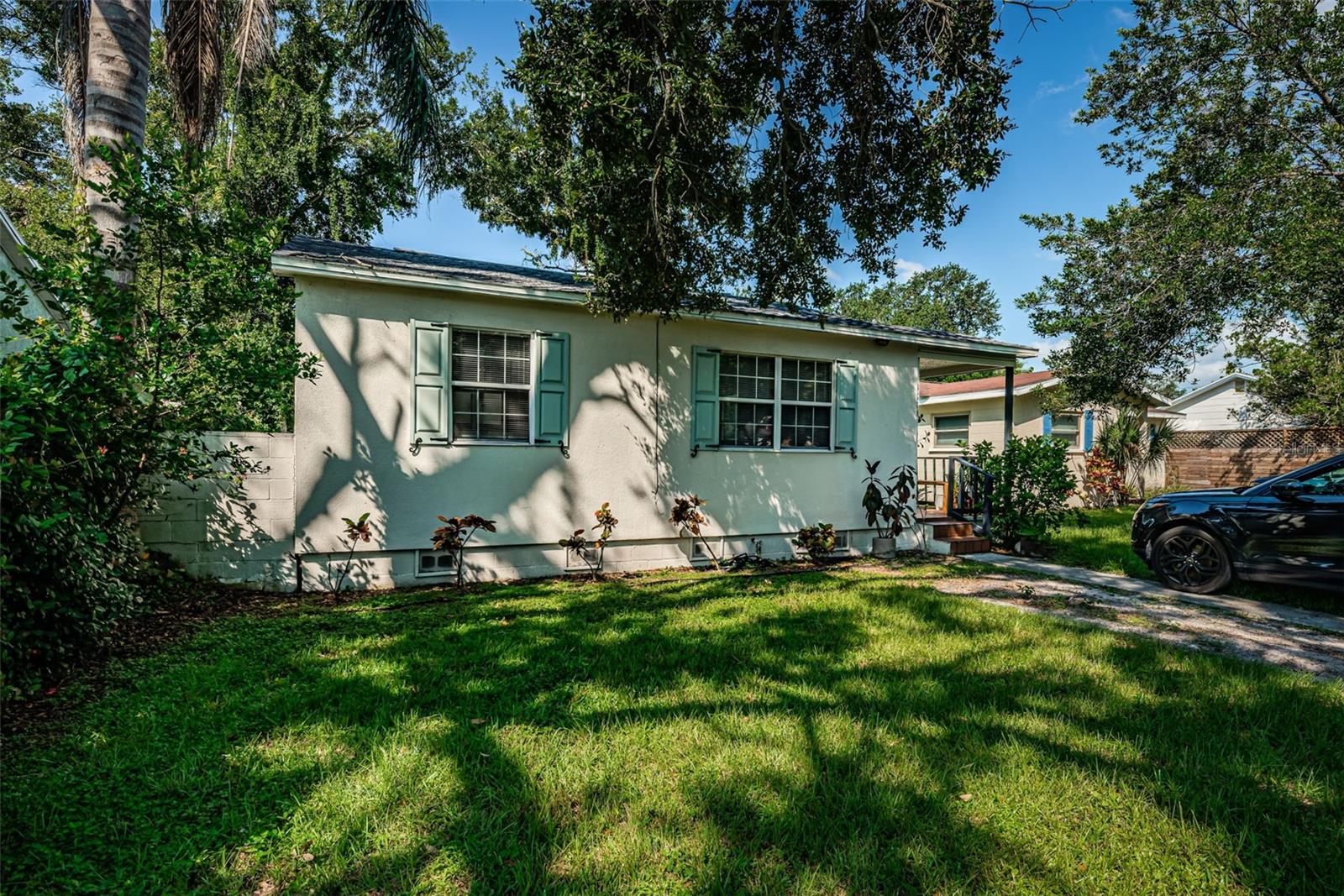 Image 2 of 40 For 3880 Haines Road N